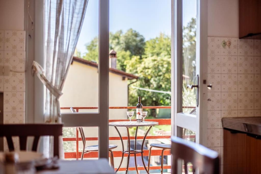 Appartamento Poggio Del Sole Lucca Exterior foto