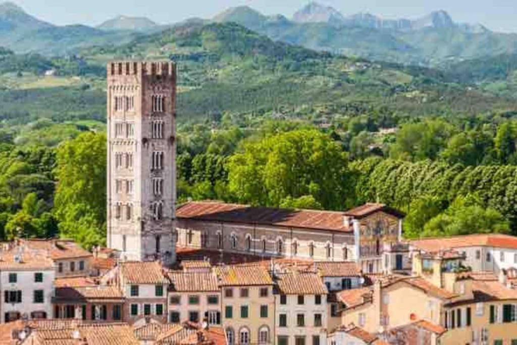 Appartamento Poggio Del Sole Lucca Exterior foto